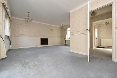 156 Madeira Avenue, Bromley, BR1 4AS