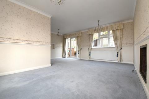 156 Madeira Avenue, Bromley, BR1 4AS