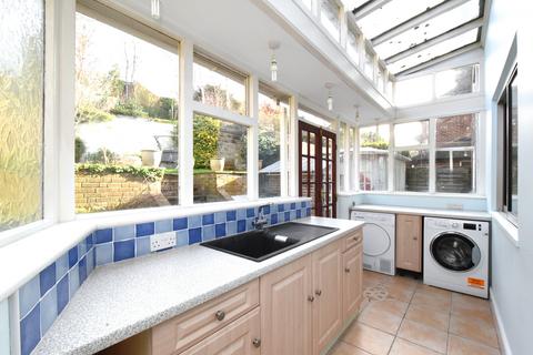 156 Madeira Avenue, Bromley, BR1 4AS