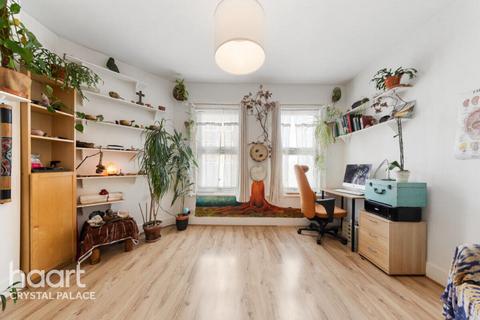 1 bedroom maisonette for sale, Chapel Road, London
