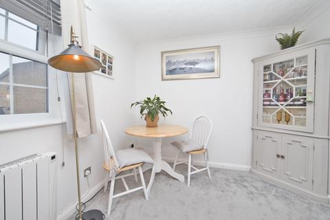 1 bedroom apartment for sale - Finch Mews, Deal, CT14