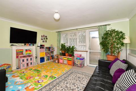 15 Clement Close, Purley, CR8 4BZ