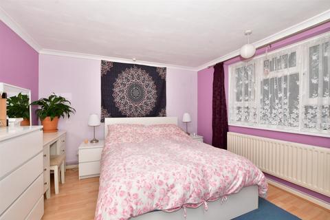 15 Clement Close, Purley, CR8 4BZ