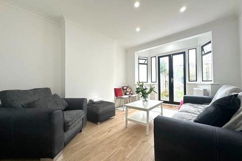 undefined, Glebe Gardens, NEW MALDEN KT3