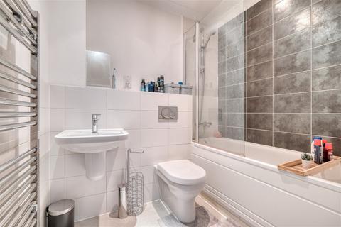 Apartment 14, Portland Point Armstrong Drive, Worcester, WR1 2GE