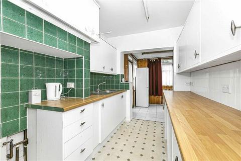 21 Rydal Gardens, Whitton, Hounslow, TW3 2JJ