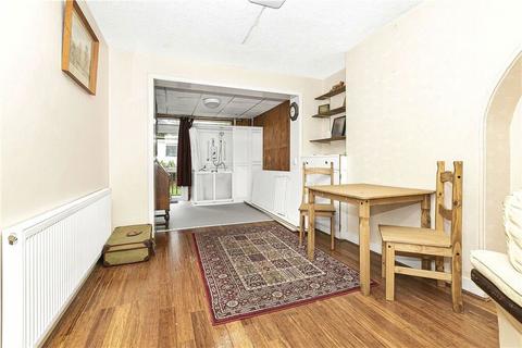 21 Rydal Gardens, Whitton, Hounslow, TW3 2JJ