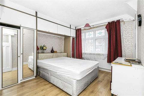 21 Rydal Gardens, Whitton, Hounslow, TW3 2JJ