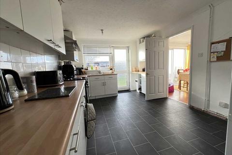 3 bedroom terraced house for sale, Cresswell Walk, CORBY