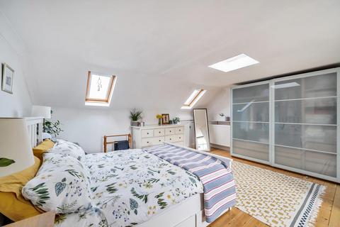 42c Cranfield Road, London, SE4 1UG
