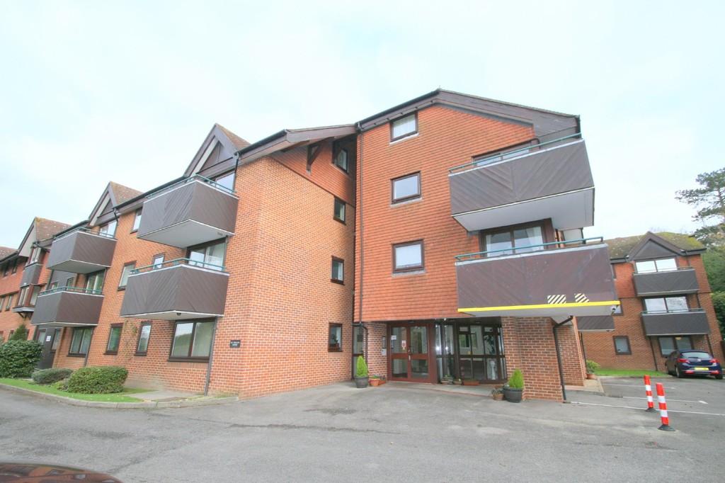 Sandhurst Road, Tunbridge Wells TN2 2 bed apartment for sale £89,000
