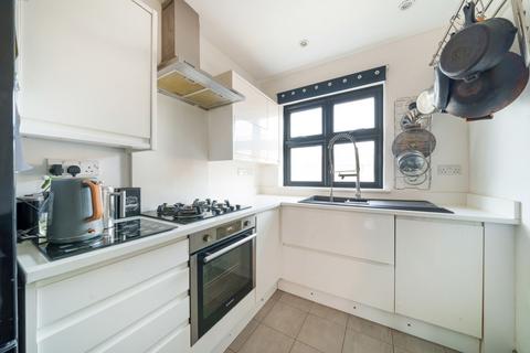 158a Hook Road, Surbiton, KT6 5BZ