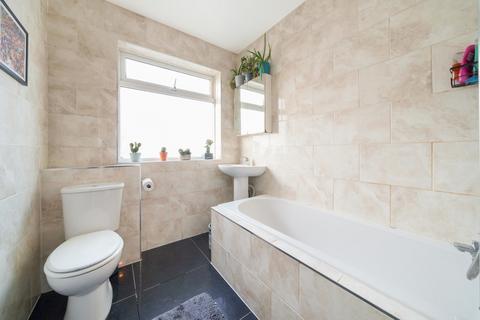 158a Hook Road, Surbiton, KT6 5BZ