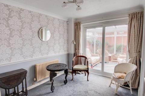 3 bedroom detached house for sale - Staple Lodge Road, Birmingham, West Midlands, B31