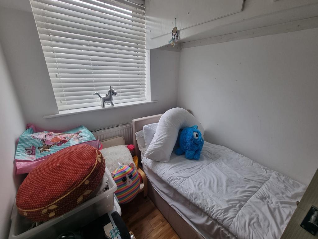 Photograph 10