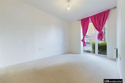 2 bedroom apartment for sale, Station Road, Borehamwood WD6