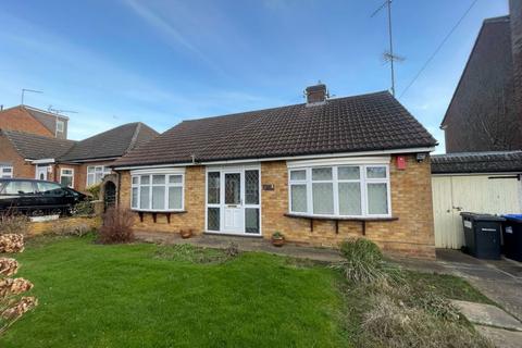 2 bedroom detached bungalow for sale, The Pasture, Daventry, Daventry NN11 4AU