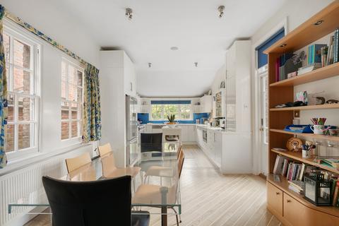 6 bedroom semi-detached house for sale - London W4