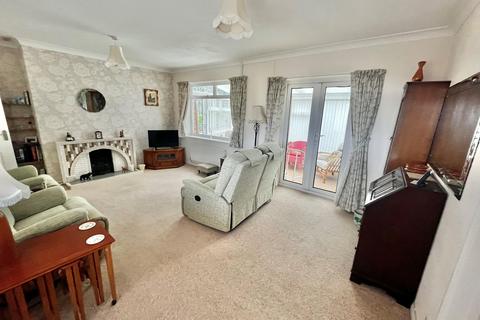 4 bedroom detached bungalow for sale - Old Farm Close, Minehead TA24