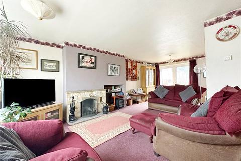 4 bedroom semi-detached house for sale, The Poles, Upchurch, Sittingbourne, Kent, ME9