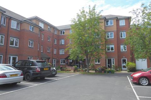 2 bedroom flat for sale, Spencer Court, Banbury