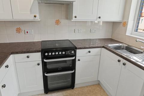 2 bedroom flat for sale, Spencer Court, Banbury