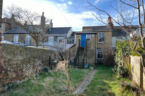 4 bedroom terraced house for sale, High Street, Deal, CT14