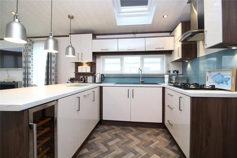 3 bedroom park home for sale, Solent View, Hoburne Naish, Barton On Sea, Hampshire, BH25