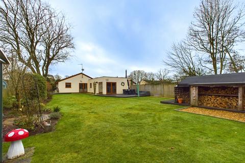5 bedroom bungalow for sale, Wiltshire Gardens, Bransgore, Christchurch, BH23