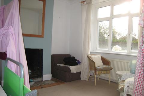 3 bedroom terraced house to rent - Bear Road, Brighton BN2