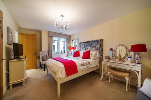 2 bedroom apartment for sale, Moorfield Road, Denham, Buckinghamshire, UB9