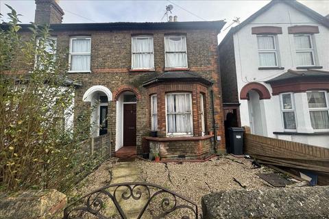 10 Hounslow Road, Feltham, TW14 9DG