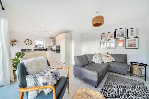 2 bedroom penthouse for sale, Roman Drive, Winchester, Hampshire, SO22