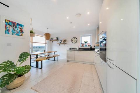 2 bedroom penthouse for sale, Roman Drive, Winchester, Hampshire, SO22