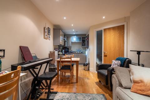32 Close, Tyne and Wear NE1