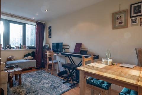 1 bedroom apartment to rent, 32 Close, Tyne and Wear NE1