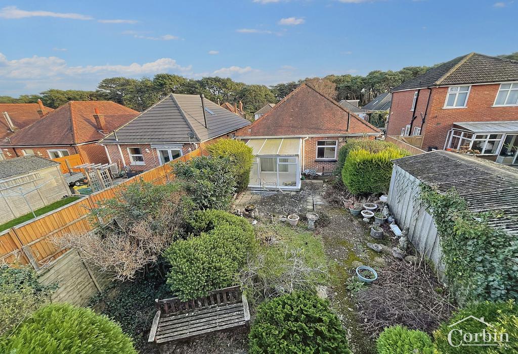 Pine Vale Crescent, Bournemouth, Dorset 3 bed detached bungalow £350,000