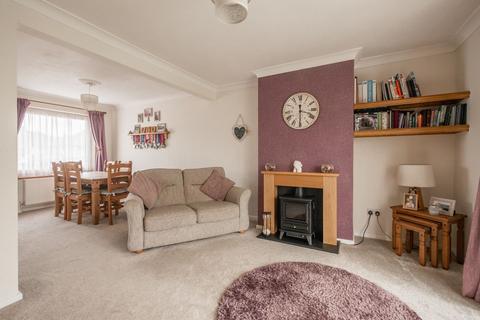3 bedroom semi-detached house for sale, Waltham Road, Rayleigh SS6