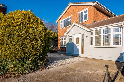 4 bedroom link detached house for sale, Rayleigh, Rayleigh SS6