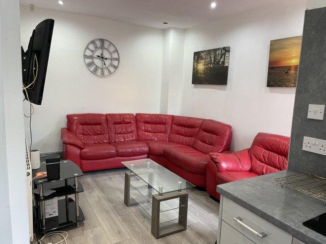 Tiverton-road-b29-6bu-963432