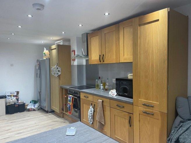Heeley-road-b29-6el-953771