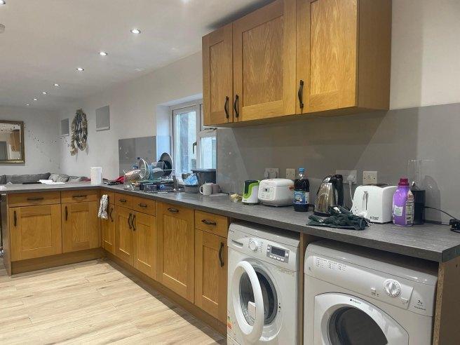 Heeley-road-b29-6el-953772