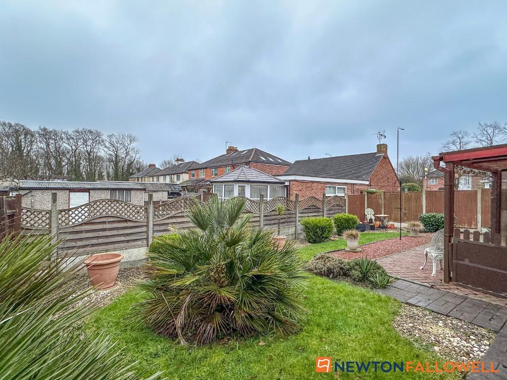 Cannon Close, Newark NG24 2 bed detached bungalow for sale £240,000