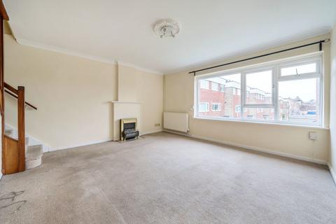 2 bedroom flat for sale, Winton Road, Petersfield, GU32