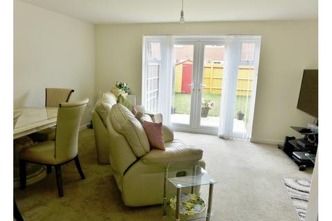 3 bedroom end of terrace house for sale, Glenfields North, Peterborough PE7