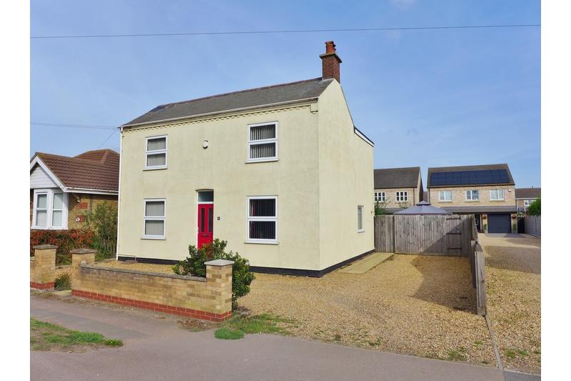 Peterborough Road, Peterborough PE7 4 bed detached house for sale £