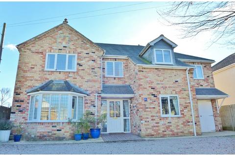 5 bedroom detached house for sale, March Road, Whittlesey PE7