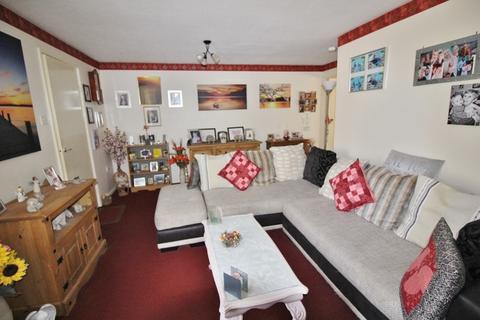 3 bedroom end of terrace house for sale - Hinchcliffe, Peterborough PE2