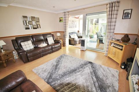 17 Bellmans Close, Whittlesey, Peterborough, PE7 1TU