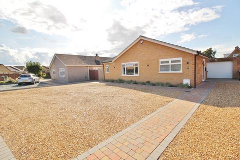 3 bedroom bungalow for sale, Bellmans Grove, Peterborough PE7